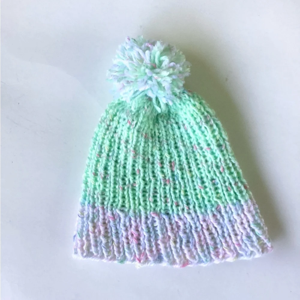 Hat Beanie Baby Pom Pom Green White Knit Pastel Spring Easter